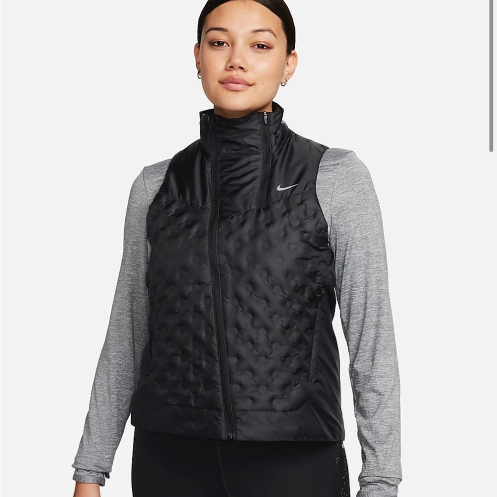 Nike Therma-FIT ADV Repel AeroLoft
Women's Running Vest MSRP $190 NEW